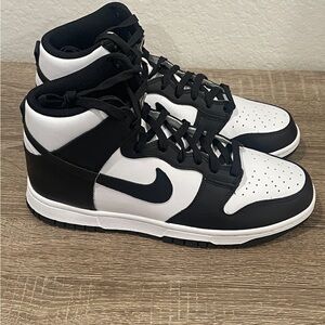 NIKE Black and White High-Top Sneakers